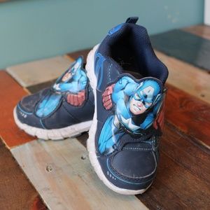 Boys Avenger Tennis Shoes